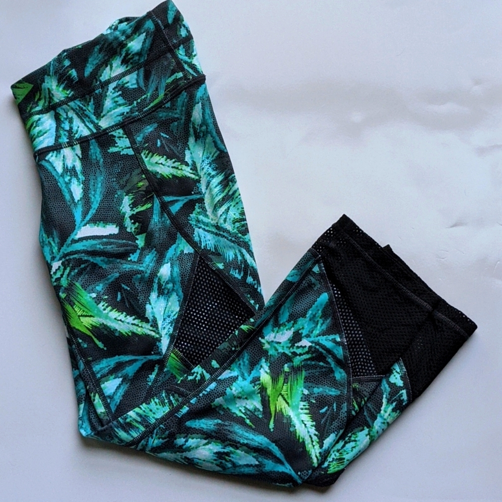 Small Athleta Green Leafy Print Leggings, mesh